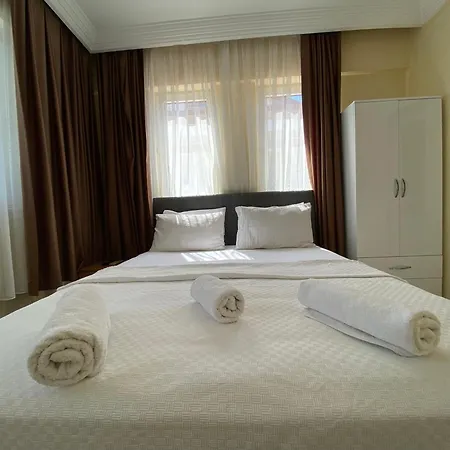 Cam Otel *