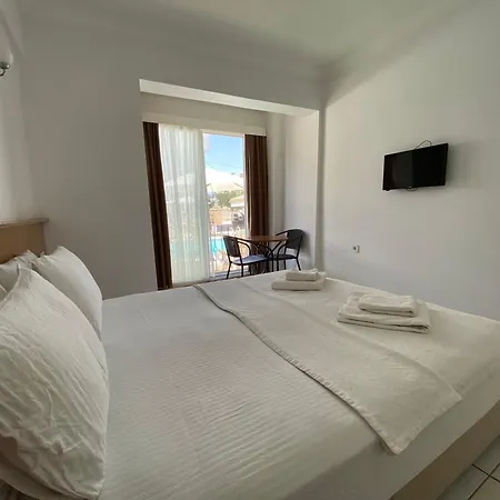 Otel Cam *
