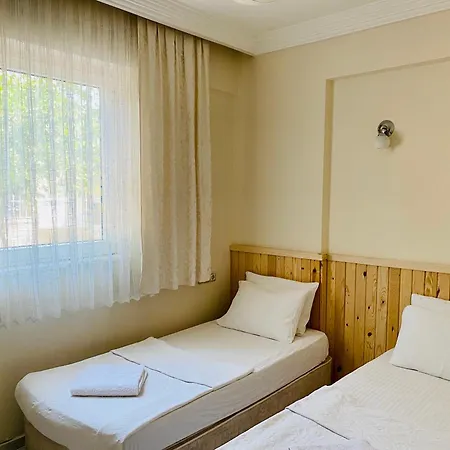 Cam Otel