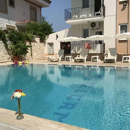 Cam Hotel