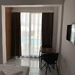 Cam Ξενοδοχείο *