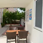 Ξενοδοχείο Cam